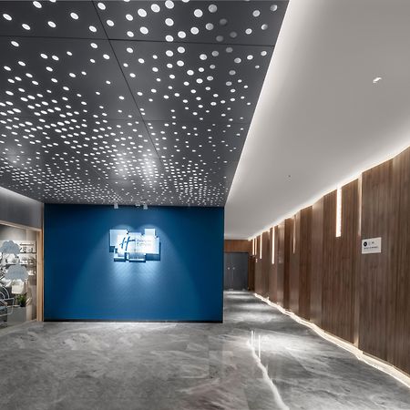 Holiday Inn Express Zhuhai Gongbei By Ihg Exterior foto