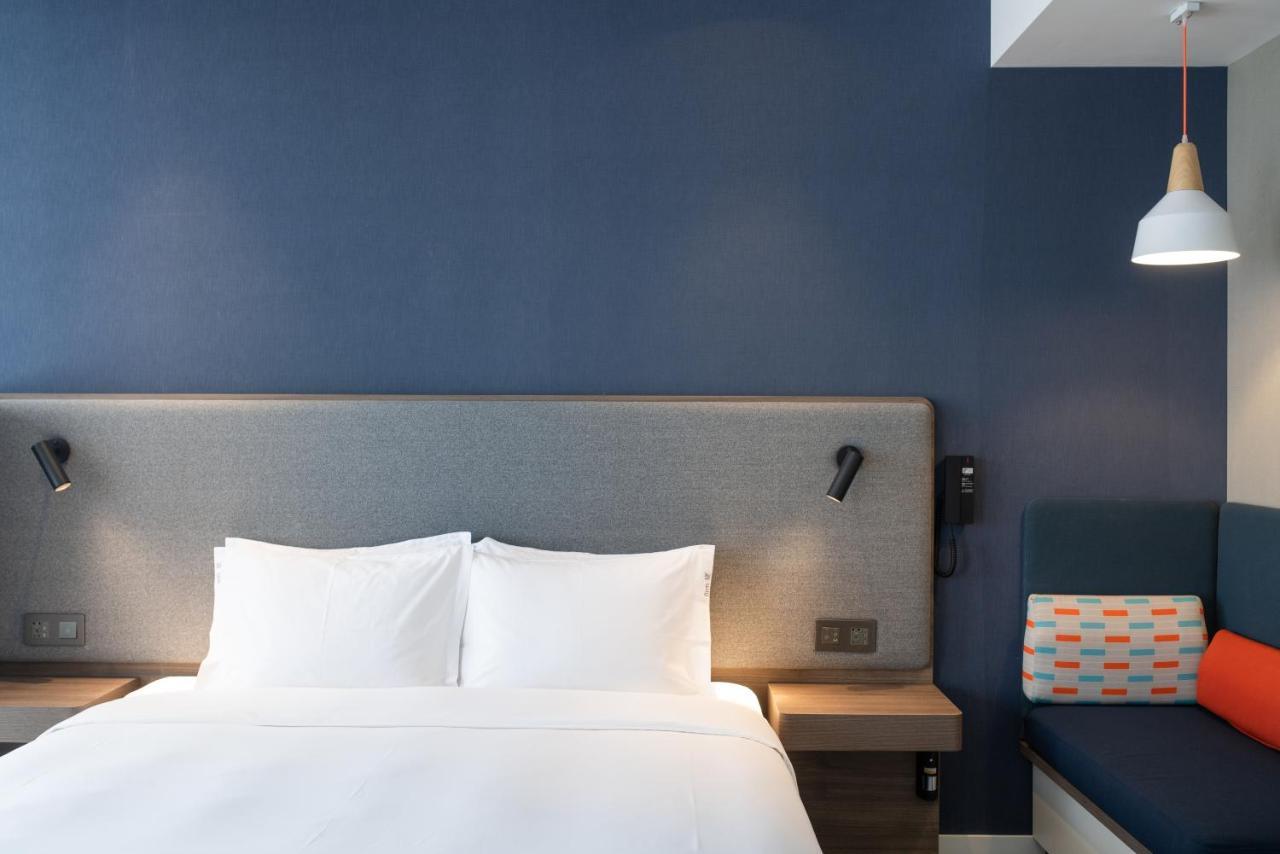 Holiday Inn Express Zhuhai Gongbei By Ihg Exterior foto