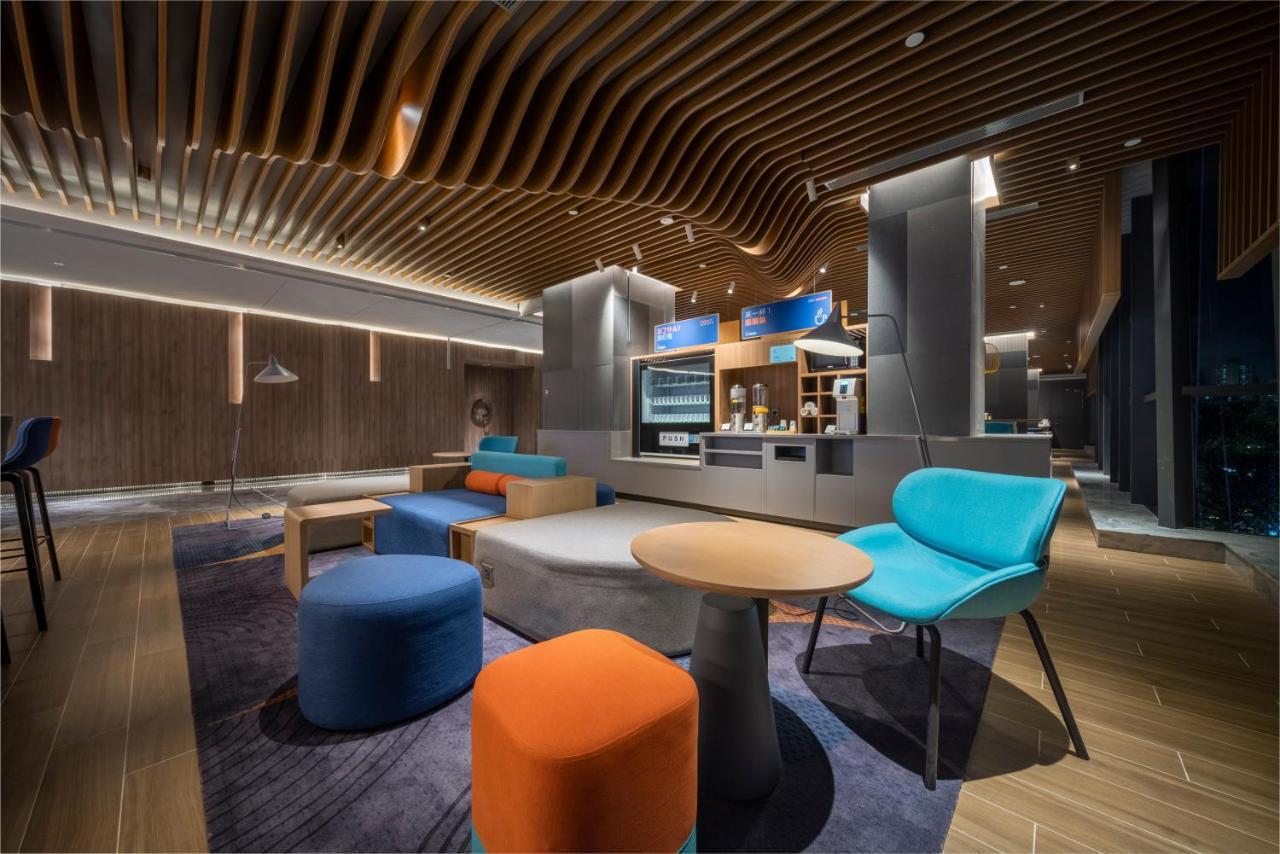 Holiday Inn Express Zhuhai Gongbei By Ihg Exterior foto