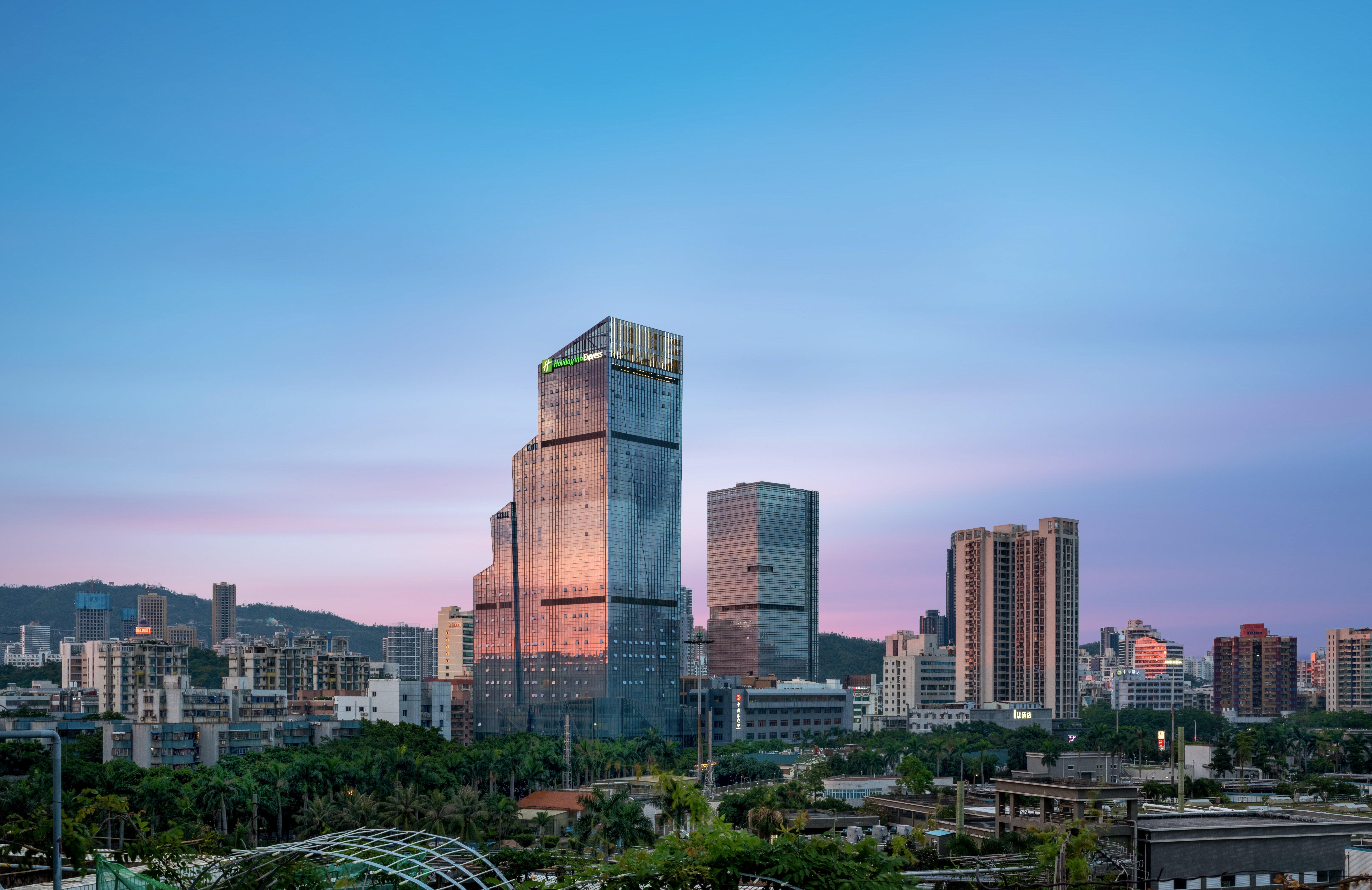 Holiday Inn Express Zhuhai Gongbei By Ihg Exterior foto