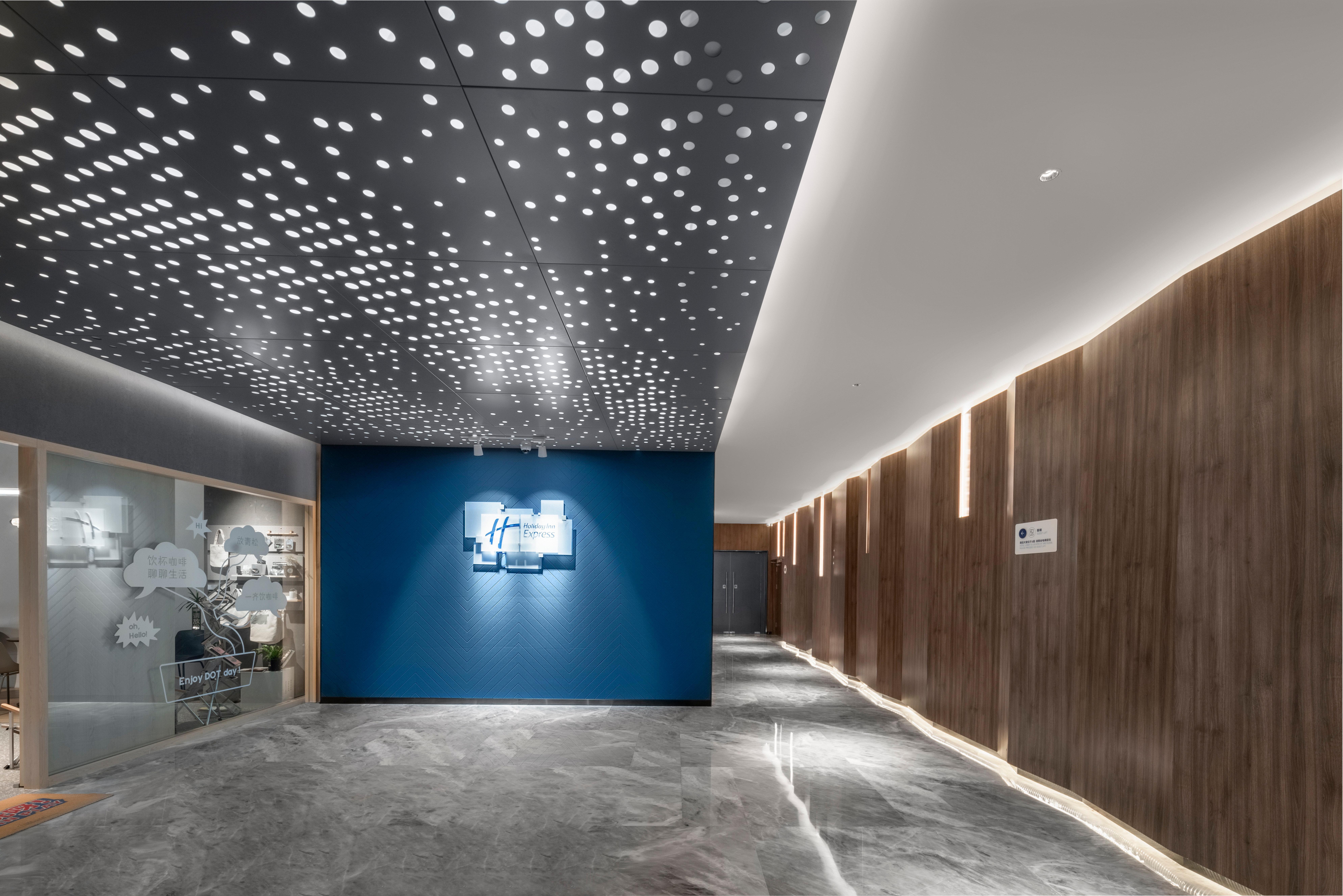 Holiday Inn Express Zhuhai Gongbei By Ihg Exterior foto